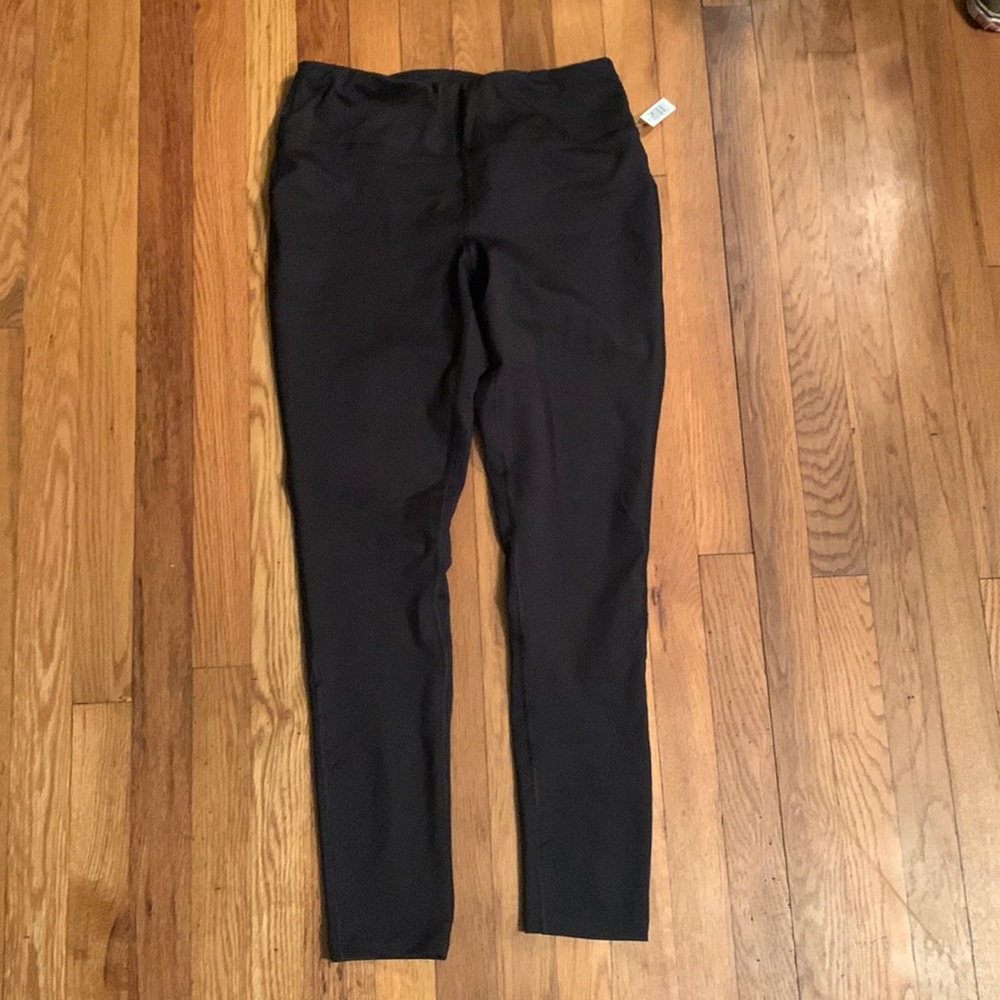 just black leggings